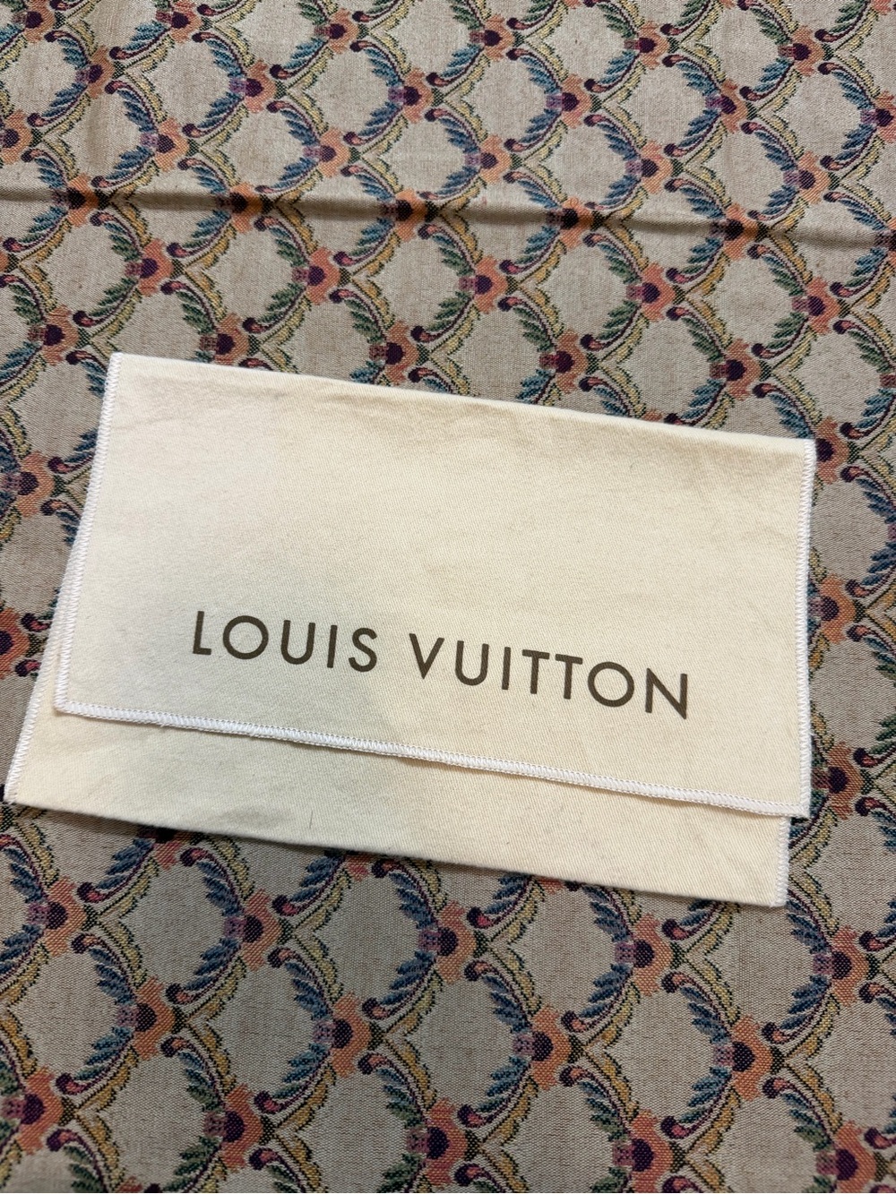Louis Vuitton Cream wallet Case Dust Pouch